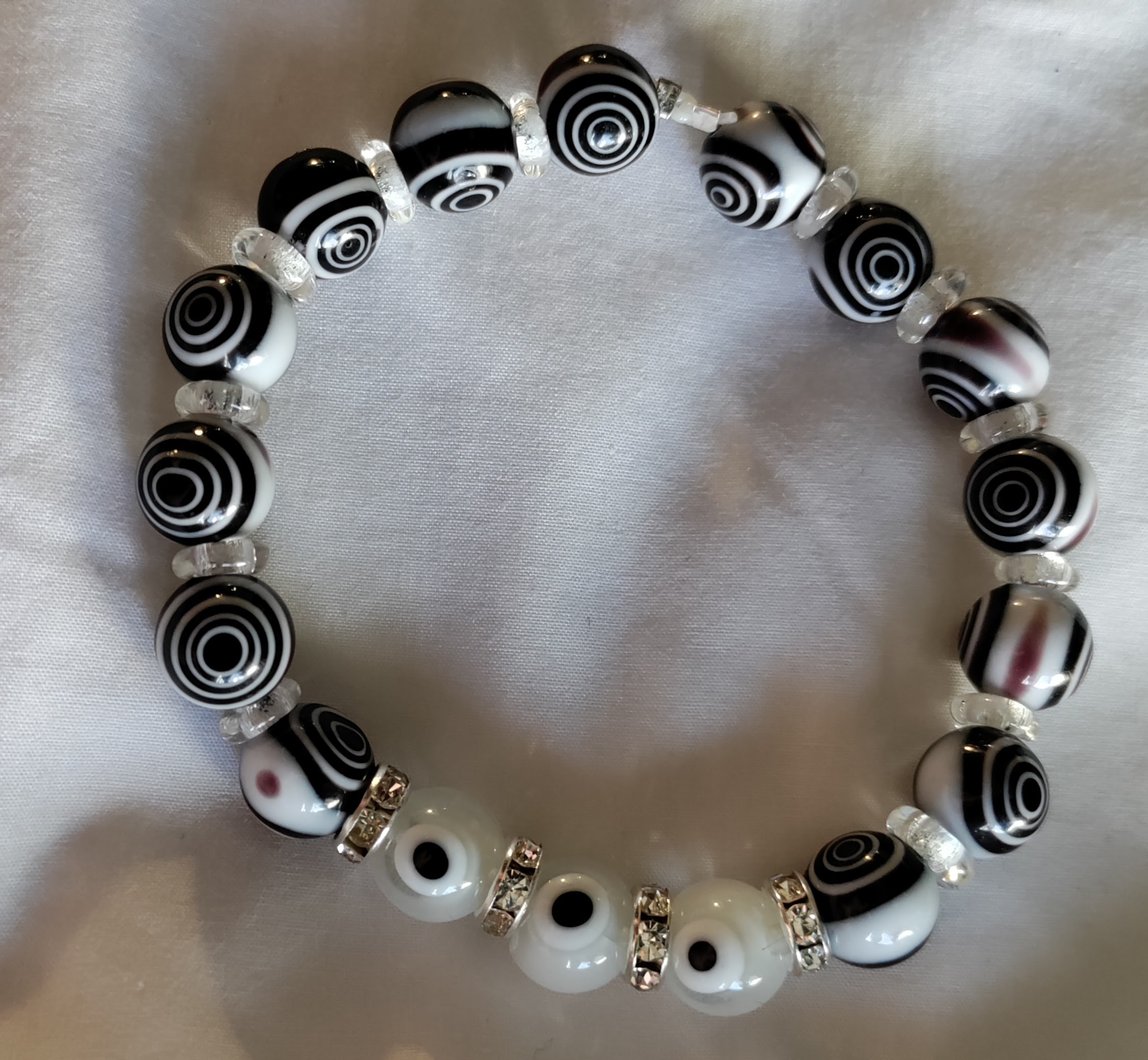 White Evil Eye Centerpiece with Black & White fake spiral beads